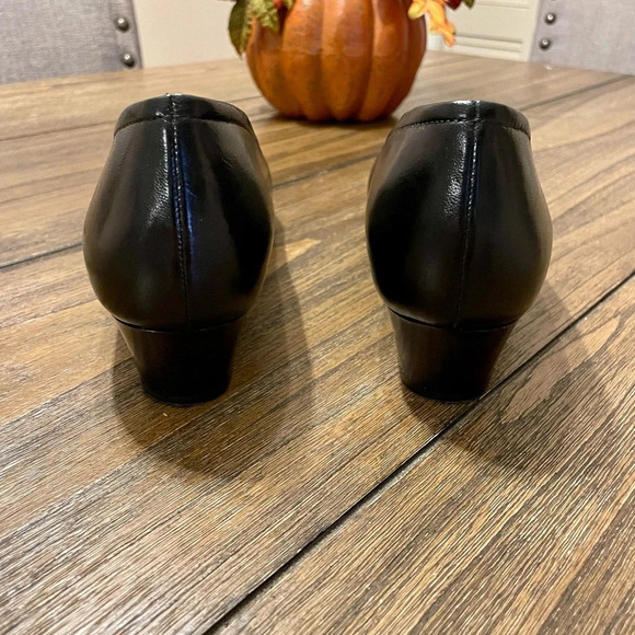 SAS REGINA Black Leather Pumps Heels Handcrafted Italian Leather Size 9 N Career - Picture 5 of 11